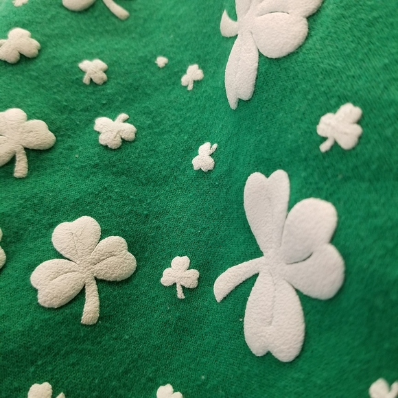 {S} VINTAGE St. Patrick's Day Sweatshirt Green Clovers Luck Of The Irish - Picture 6 of 10